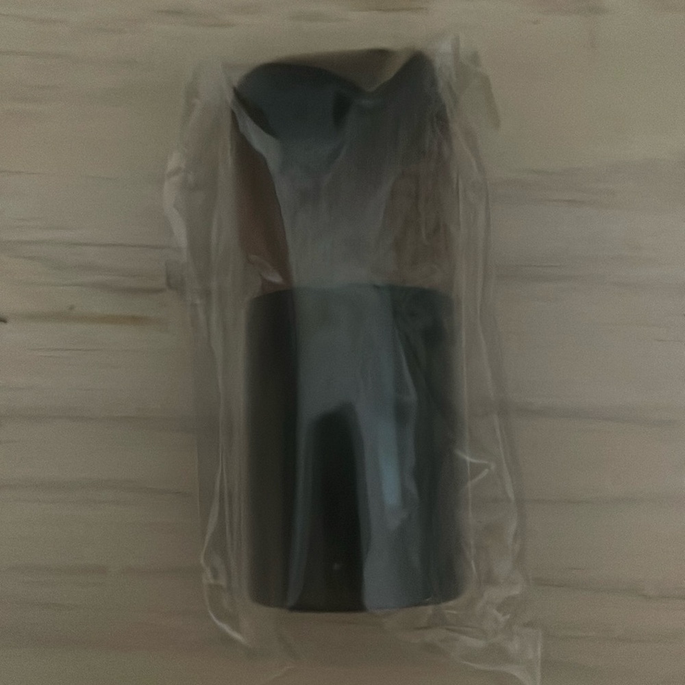 ARBONNE LOGO’D Mineral Powder brush NWOT